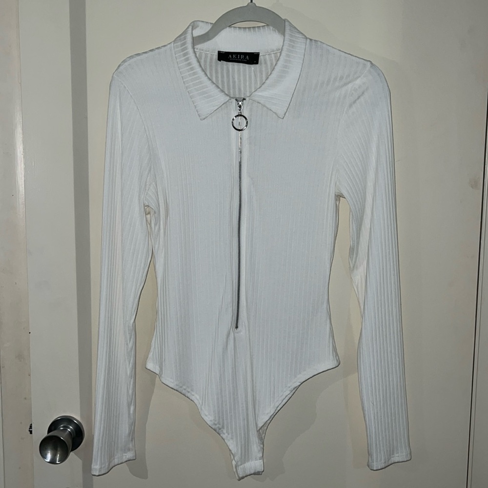 Akira white bodysuit M